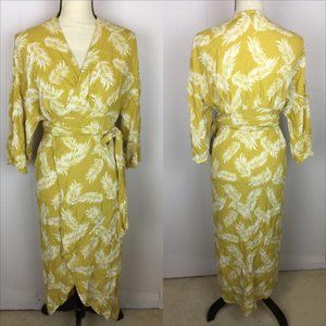 Vici Yellow and White Midi Dress